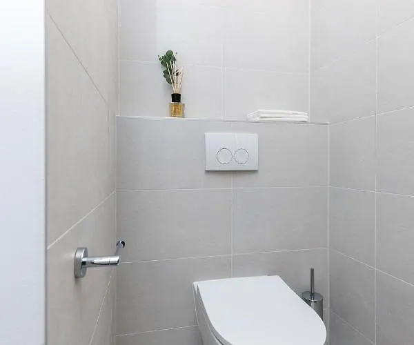 New Pearl Of Scheveningen Black Swan A Family Loft 180a * Den Haag