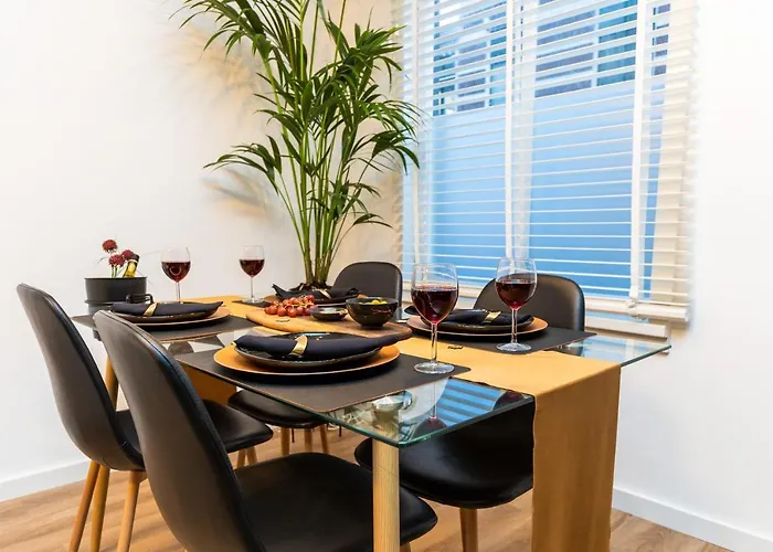 New Pearl Of Scheveningen Black Swan A Family Loft 180a Apartment The Hague